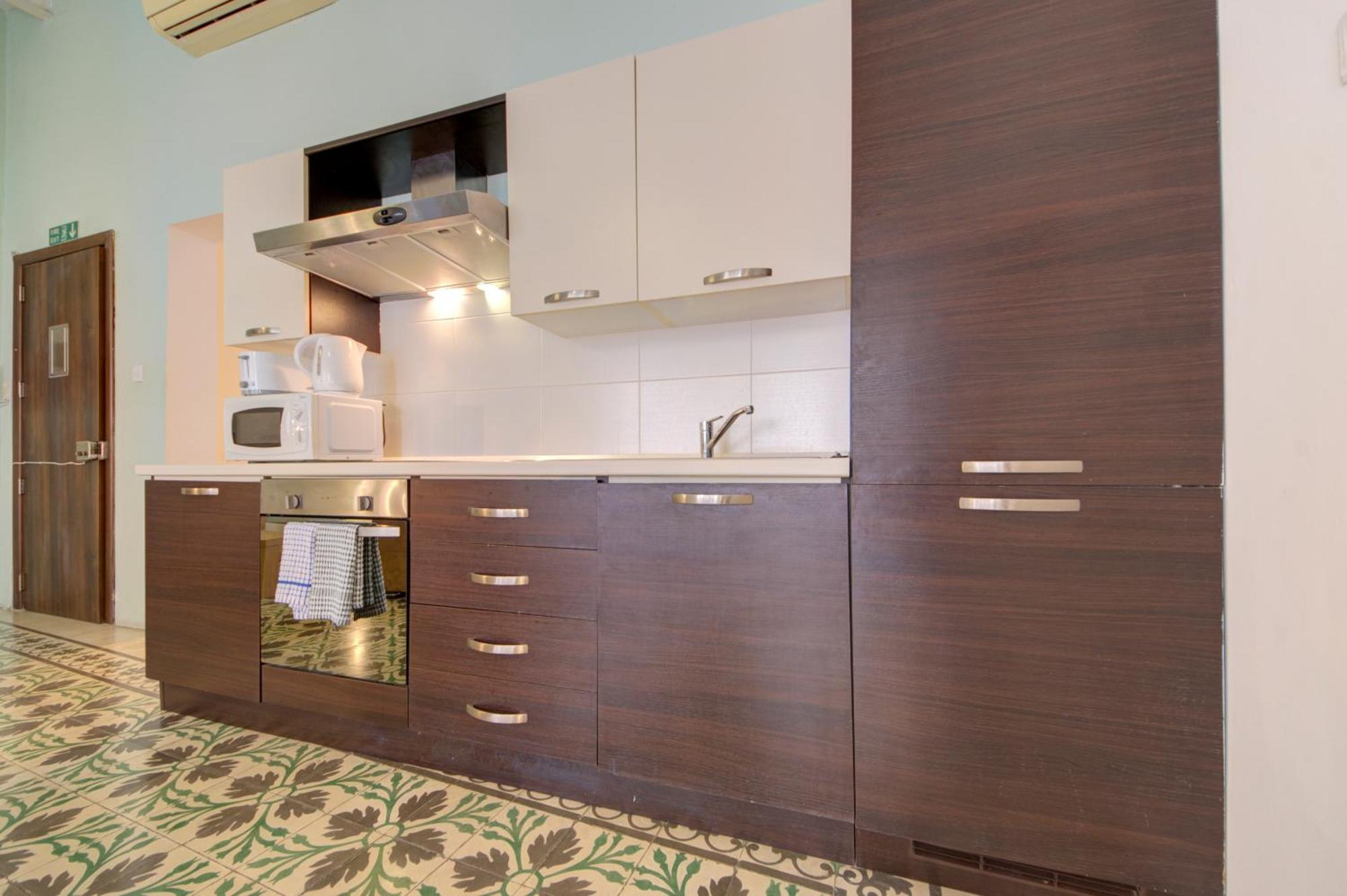 Sapphire Residences - Apartments & Penthouse In Central Sliema By Shortletsmalta Экстерьер фото