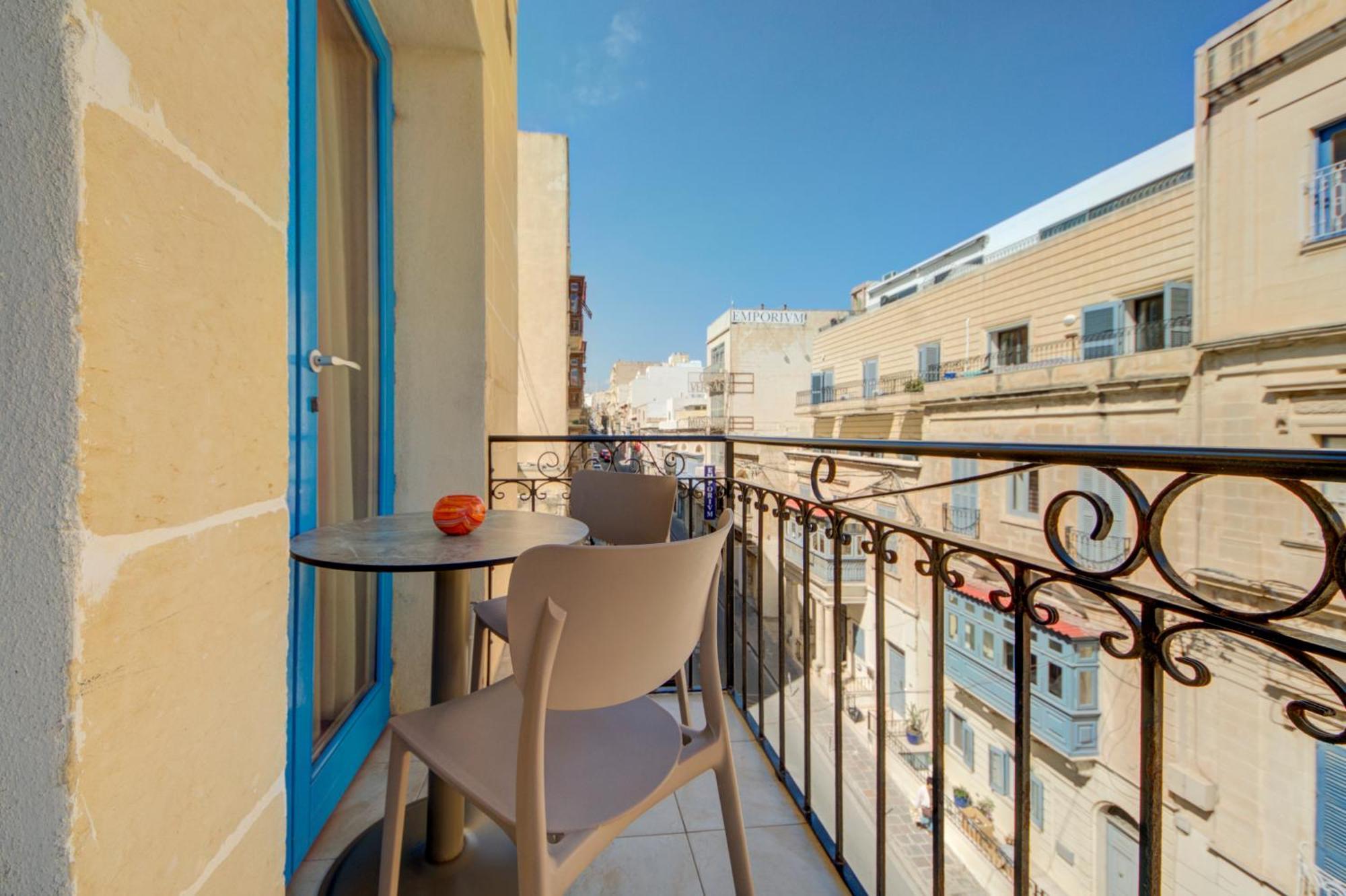 Sapphire Residences - Apartments & Penthouse In Central Sliema By Shortletsmalta Экстерьер фото