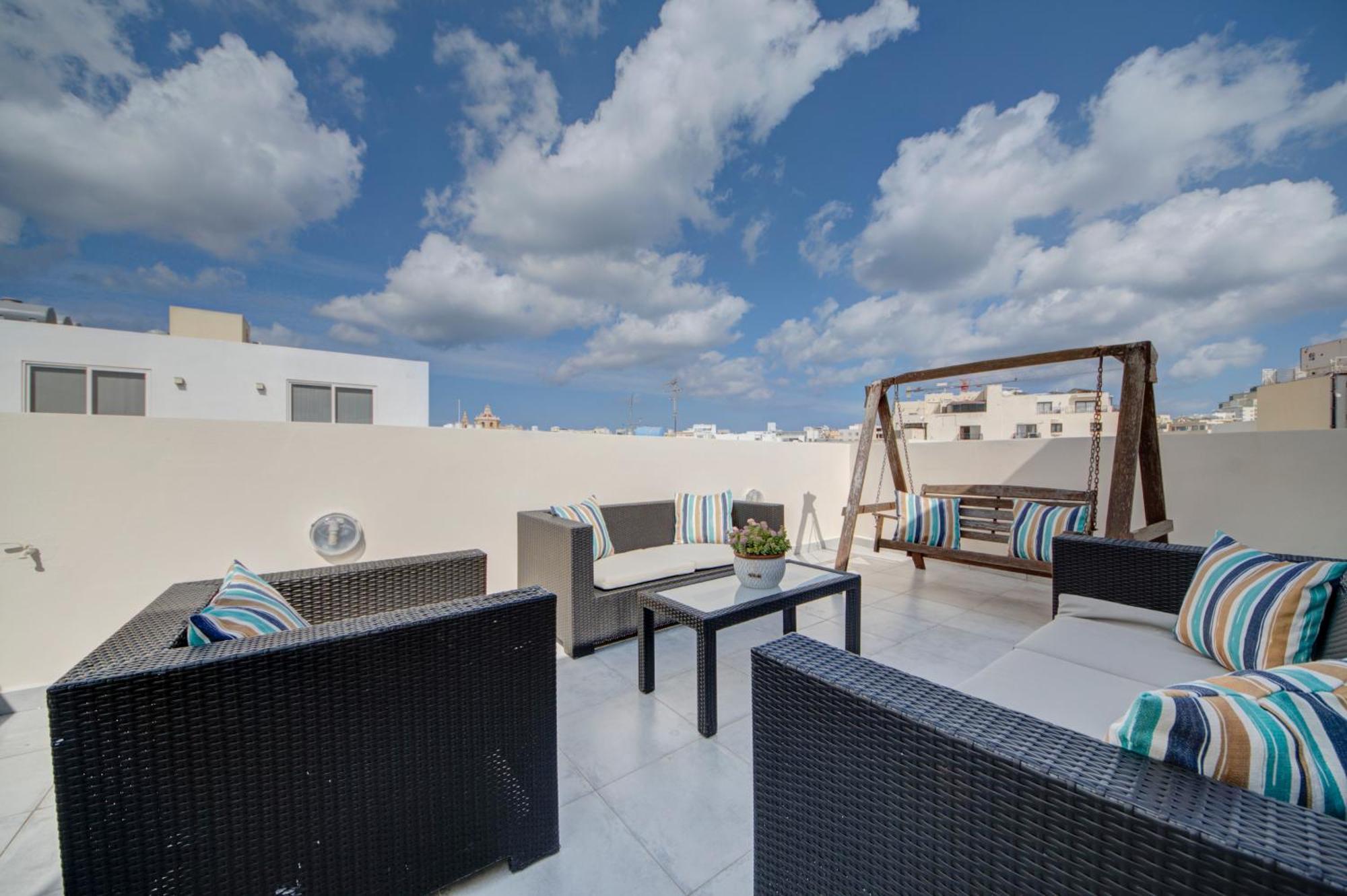 Sapphire Residences - Apartments & Penthouse In Central Sliema By Shortletsmalta Экстерьер фото