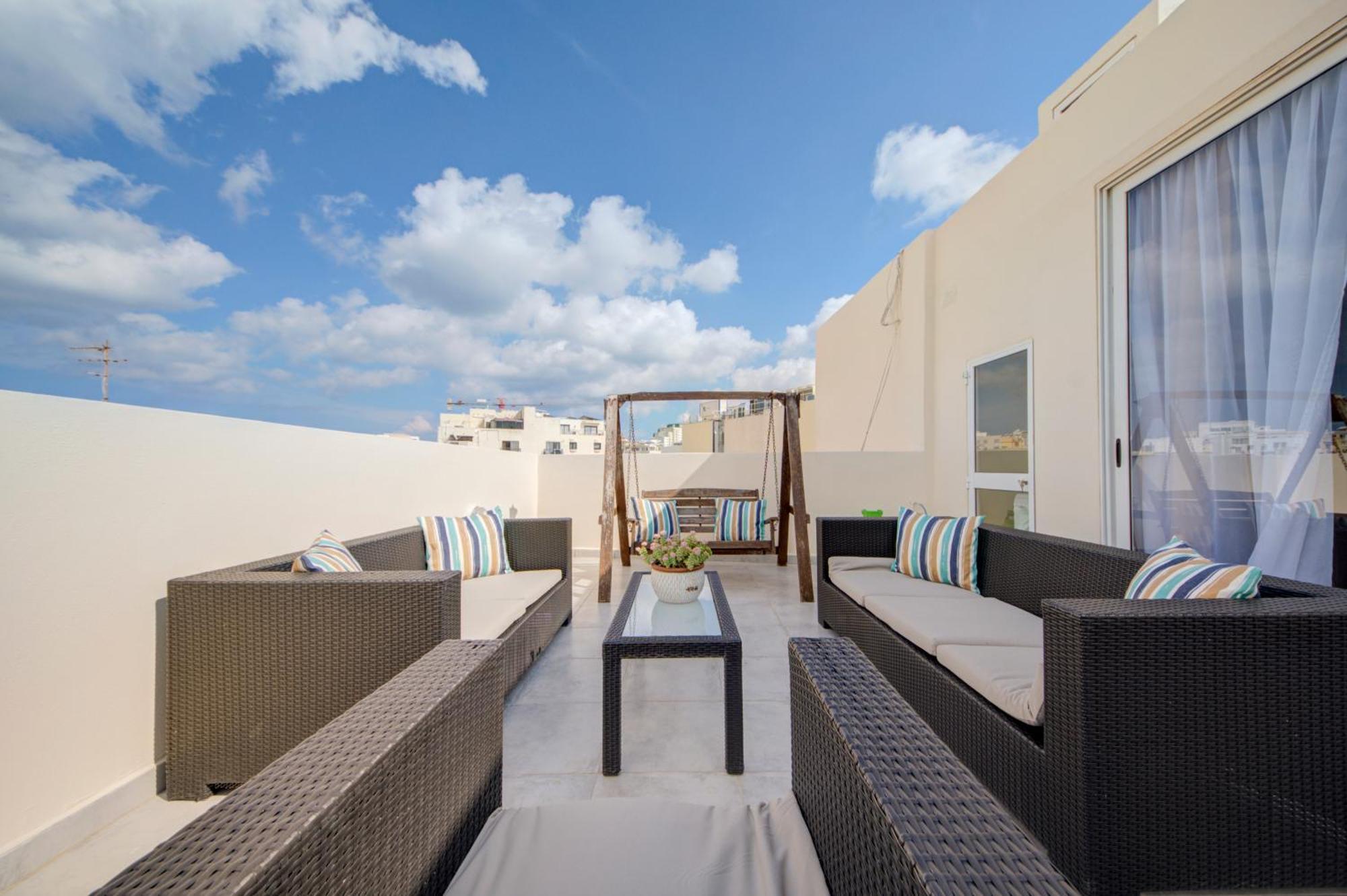 Sapphire Residences - Apartments & Penthouse In Central Sliema By Shortletsmalta Экстерьер фото